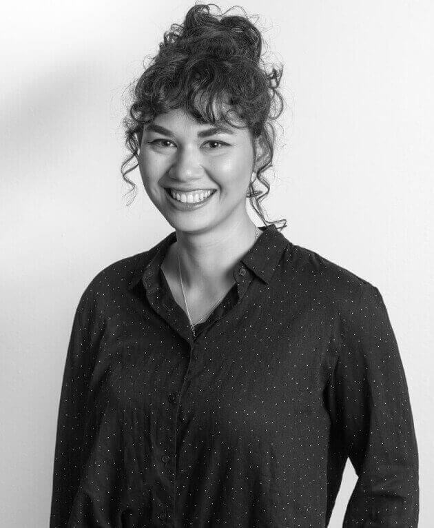 Headshot of Michelle Vos Visual / UI Designer