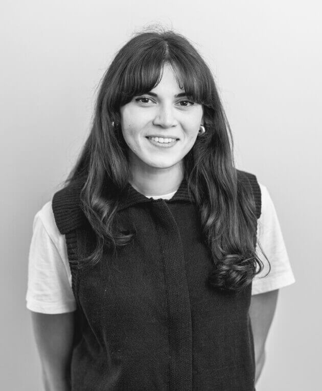 Headshot of Sinda Bouzir Ux Designer